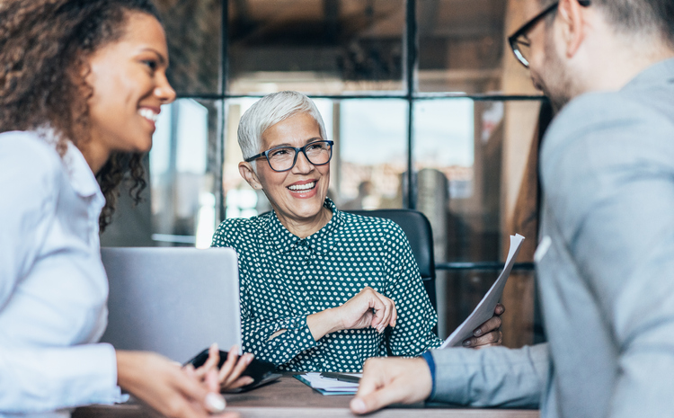 WG-Mietvertrag: Das solltest du vorab klären WG-Mitbewohner aussuchen