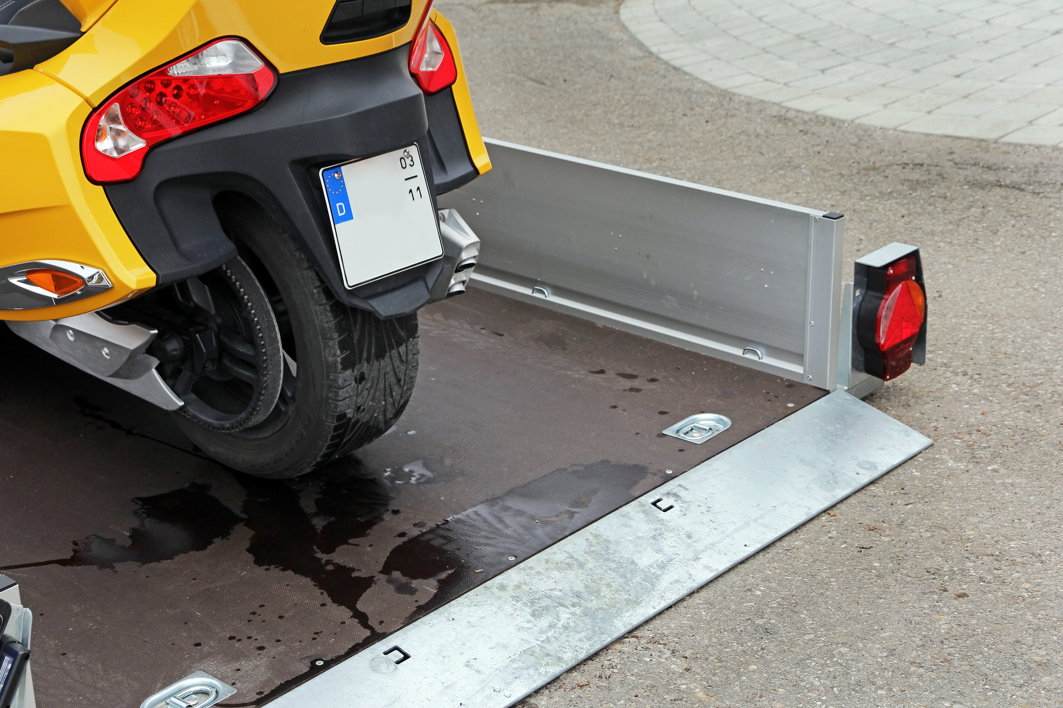 Motorrad transportieren: Sicher Umziehen mit dem PS-starken Zweirad Motorrad transportieren