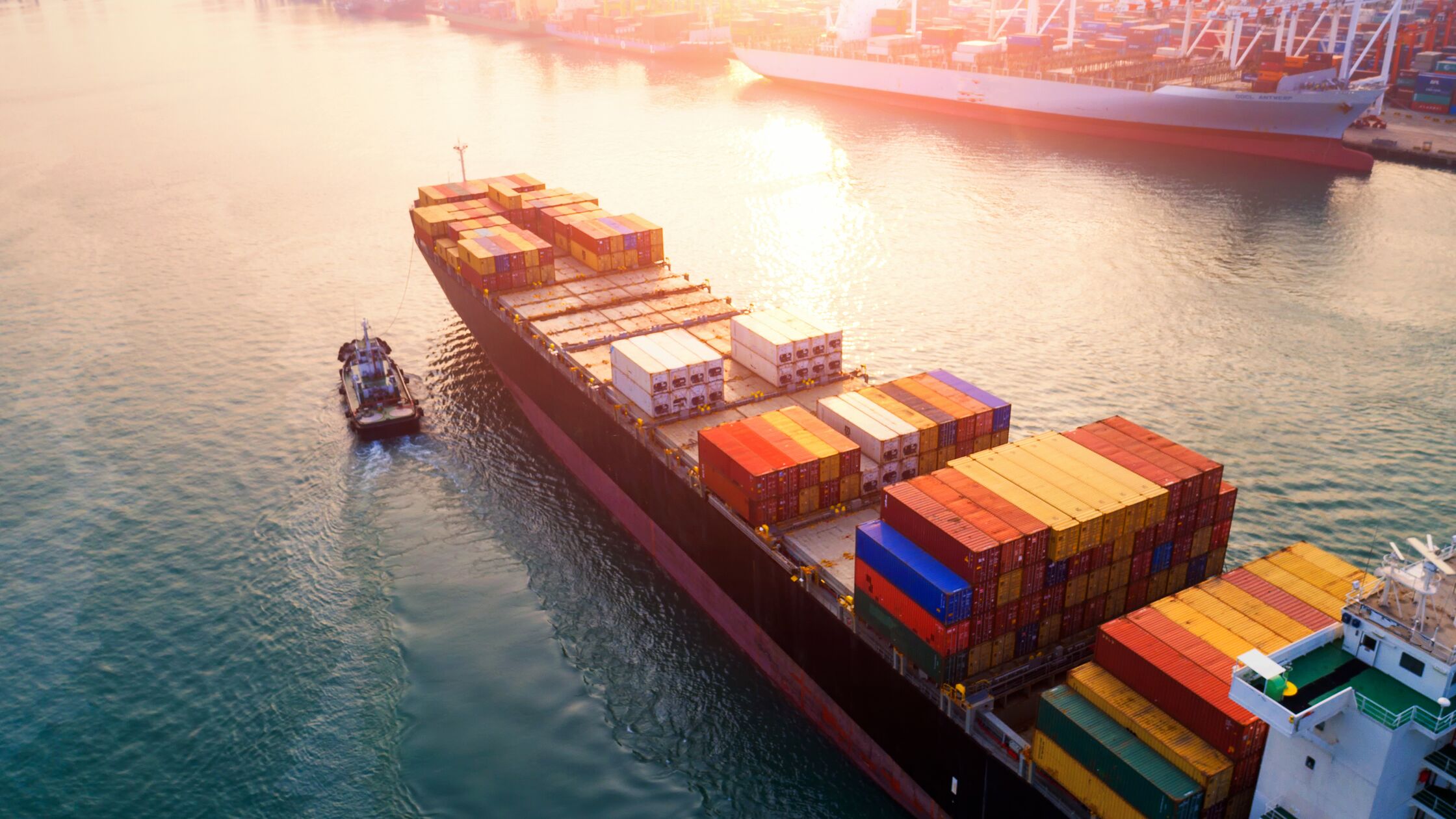 Checkliste für den Umzug ins Ausland: Wichtiges für Auswanderer Sachen bei Umzug ins Ausland mit einem Schiff transportieren