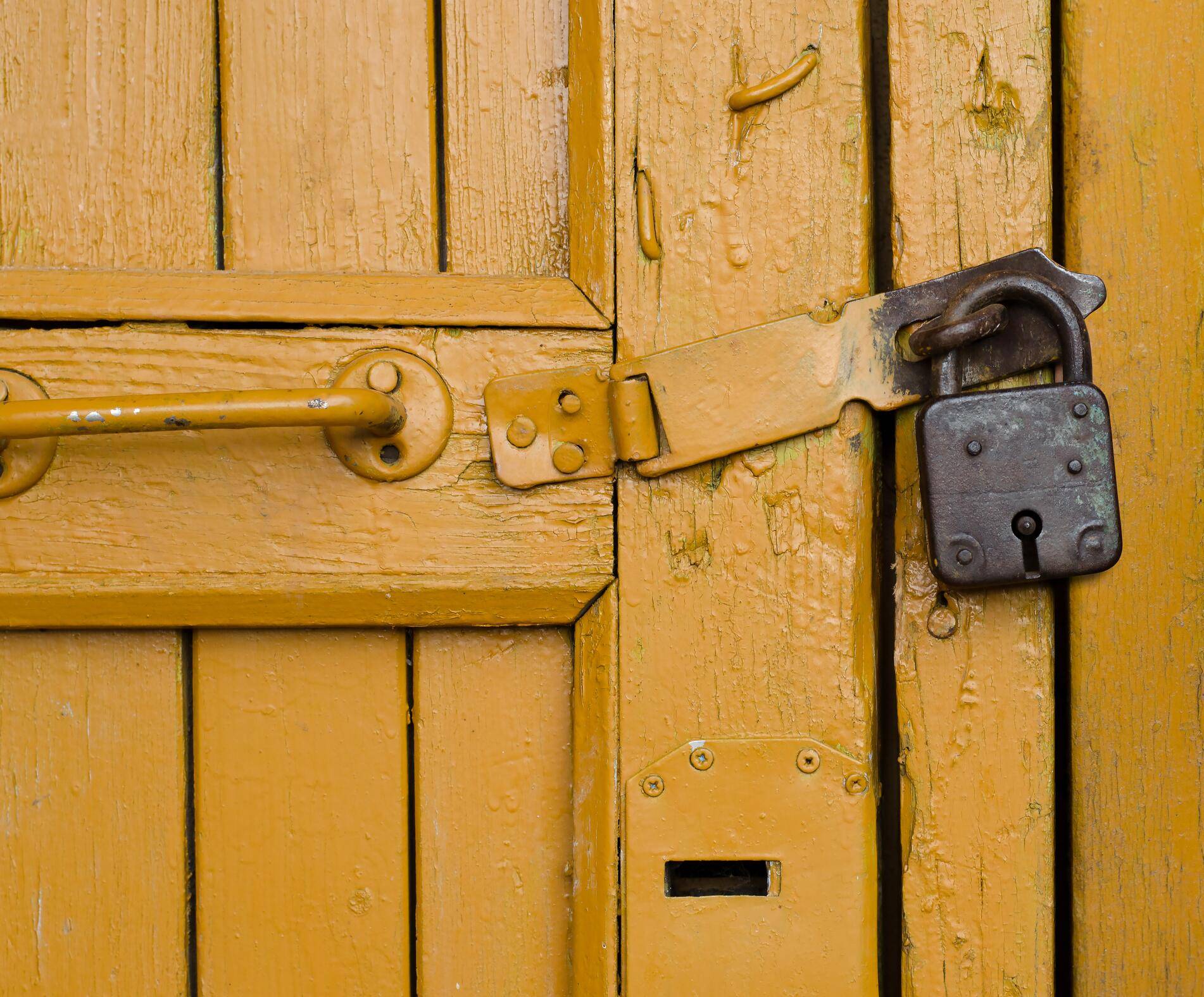 Einbruchschutz — Einbruchschutz bei Türen – Einbruchschutz bei